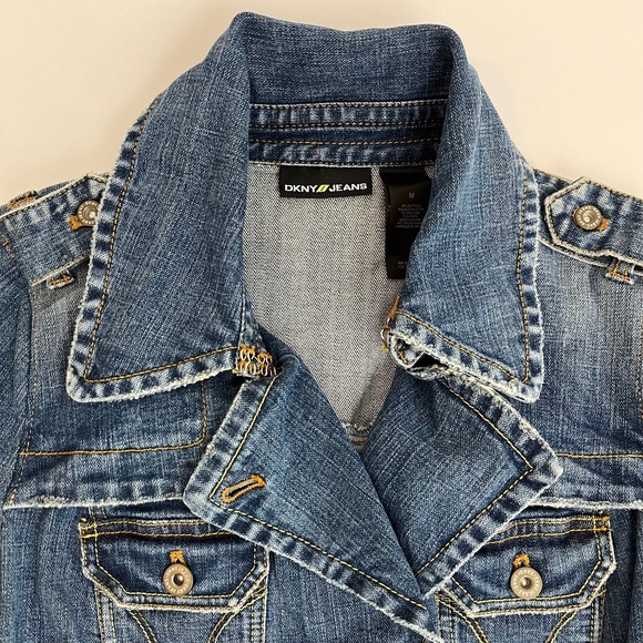 DKNY Jeans Denim Jacket with Belt - Picture 8 of 8